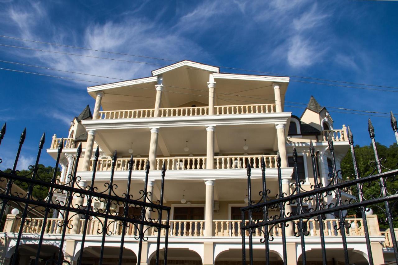 Hotel San Arda Gagra Exterior photo
